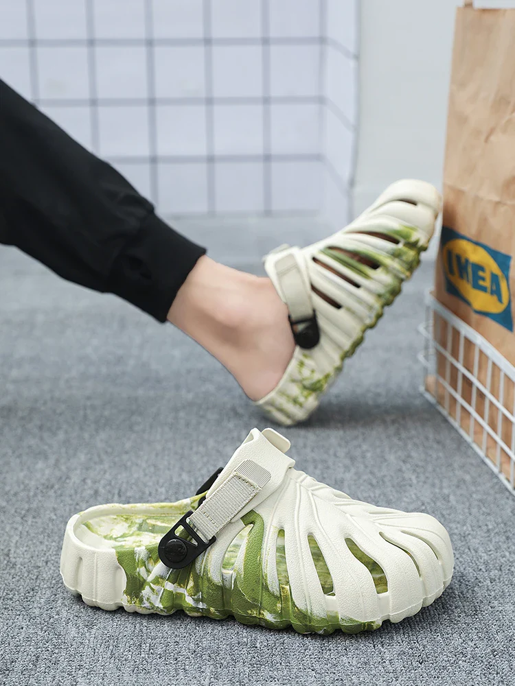 Leaf Luxe™ 🌿 Monstera Slippers - Image 13